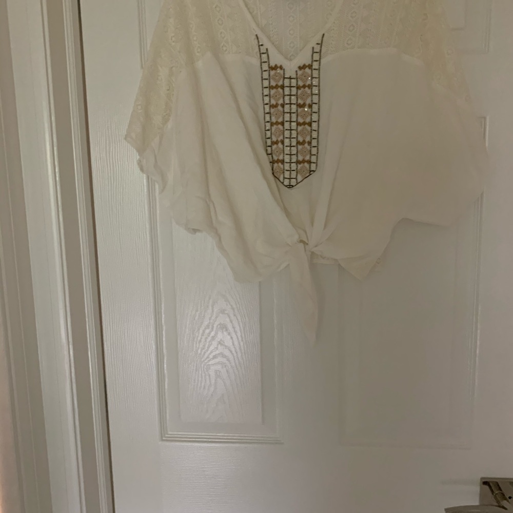 Tie top